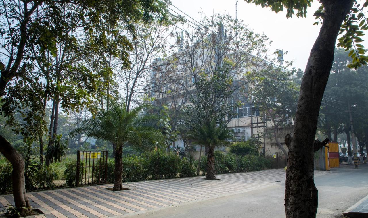 Perch Service Apartment-Mg Road Gurgaon Bagian luar foto