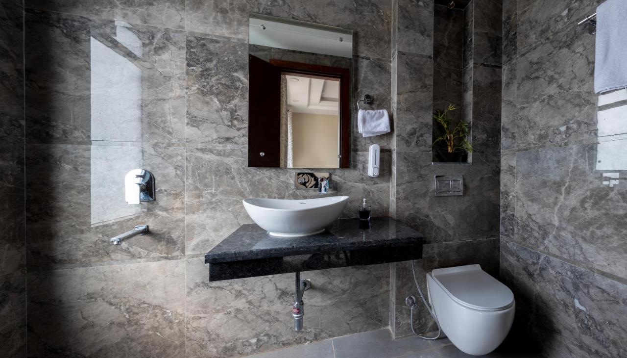 Perch Service Apartment-Mg Road Gurgaon Bagian luar foto